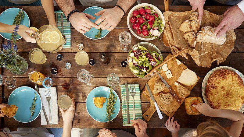 repas-famille-diner